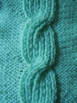 closed bud cable knitting pattern